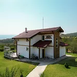 Amazing View, Privacy And Comfort - Krasi