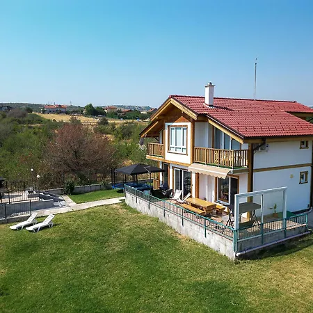 Amazing View, Privacy And Comfort - Krasi ブラゴエヴグラト