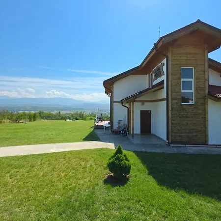 Amazing View, Privacy And Comfort - Krasi فيلة بلاغويفغراد